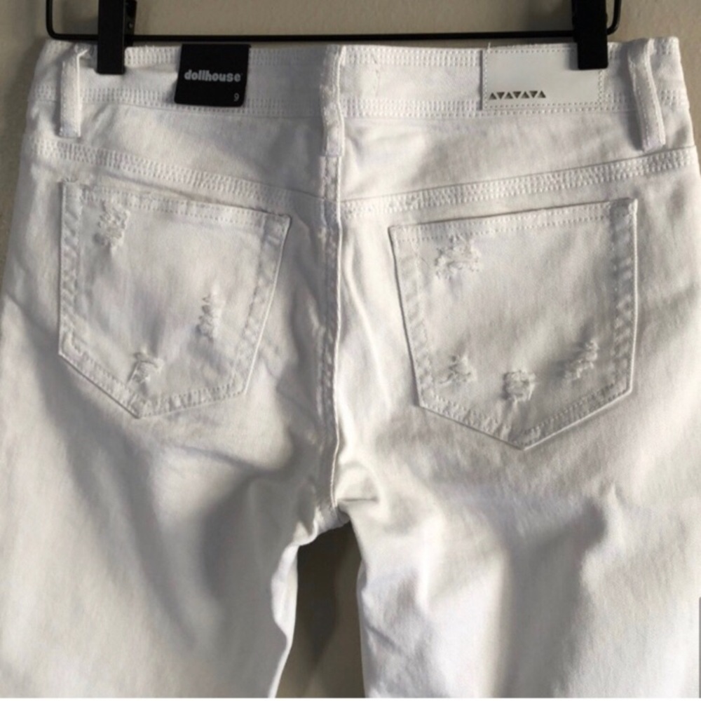 NWT Dollhouse White Bermuda Shorts - Picture 11 of 13